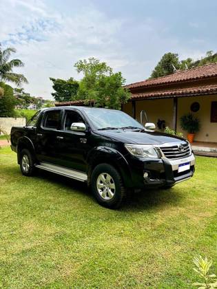 TOYOTA HILUX 2.7 SRV 4X2 CD 16V FLEX 4P AUTOMÁTICO TOYOTA HILUX 2.7 SRV 4X2 CD 16V FLEX 4P AUTOMÁTICO